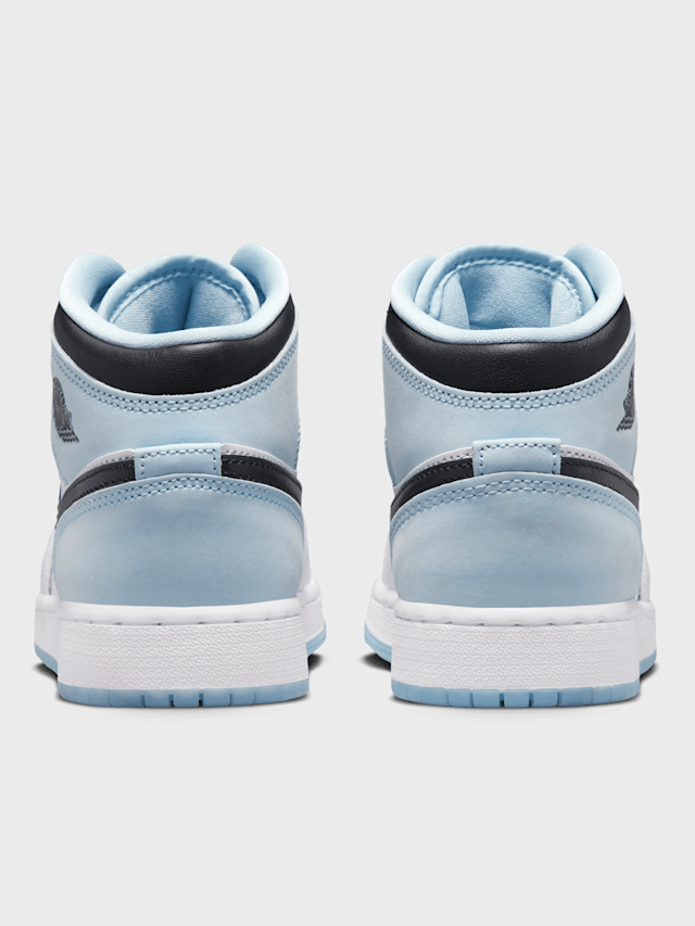 Jordan, Air Jordan 1 Mid SE Big Kids' Shoes (GS), blue, Image 4 of 7