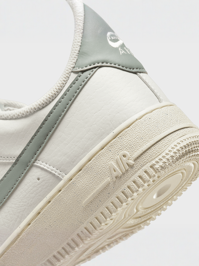 Nike, WMNS Air Force 1 '07 Next Nature, biały, Obraz 8 z 8