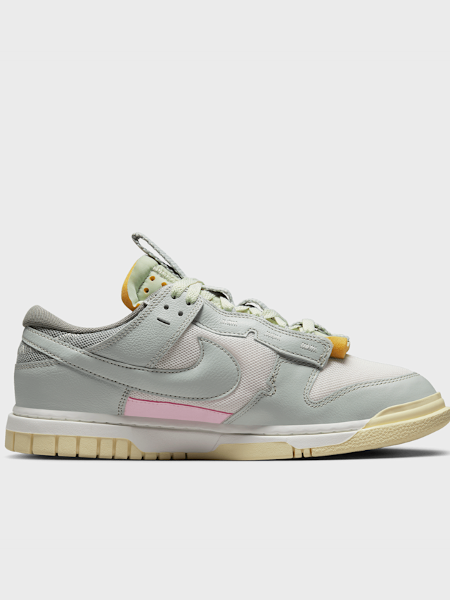 Nike, Dunk Low Remastered, silver, Image 2 of 9