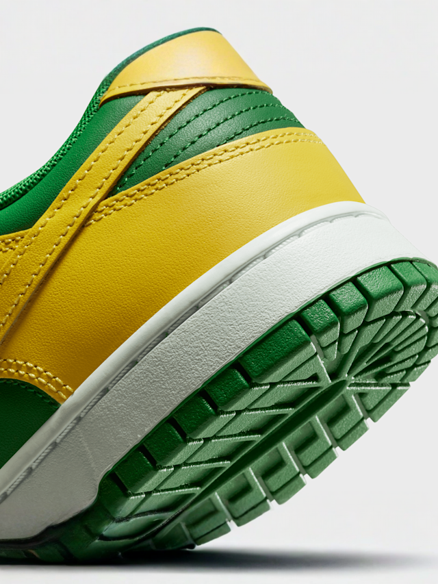 Nike, Dunk Low Retro BTTYS, zielony, Obraz 8 z 8