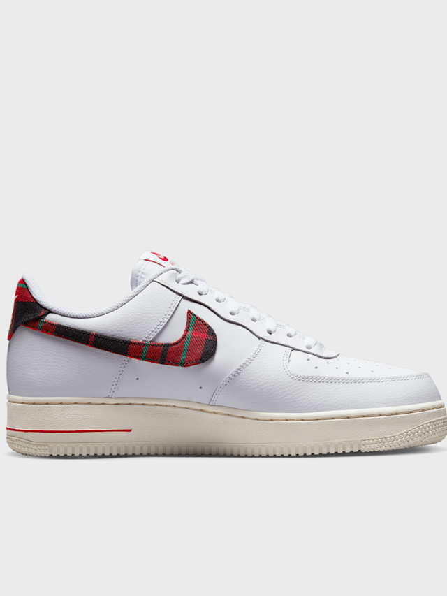 Nike, Air Force 1 '07 LV8, white, Image 2 of 6