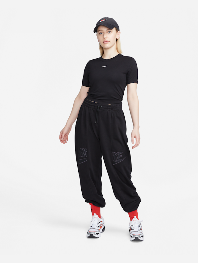 Nike, Sportswear Essential Slim Crop Tee, zwart, Afbeelding 4 van 4