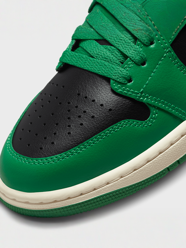 Jordan, WMNS Air Jordan 1 Mid, black, Image 7 of 8