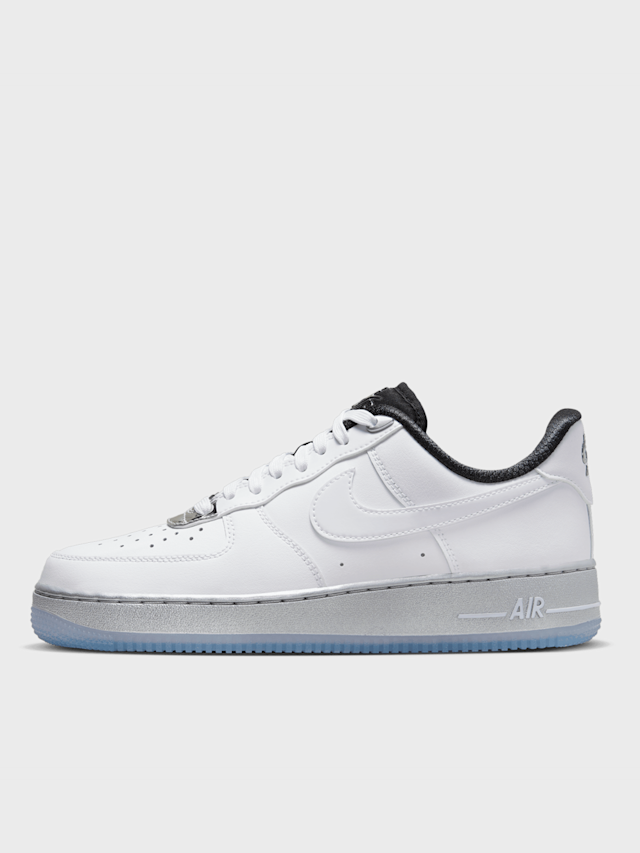Nike, WMNS Air Force 1 '07 SE, white, Image 1 of 8
