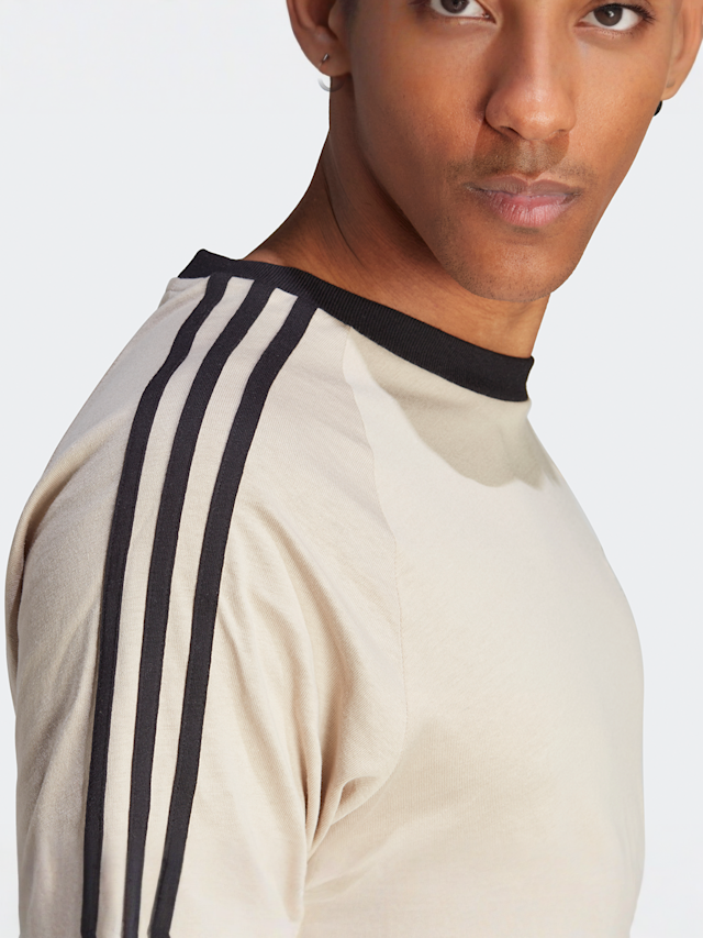 adidas Originals, adicolor 3-Stripes T-Shirt, beige, Image 4 of 5