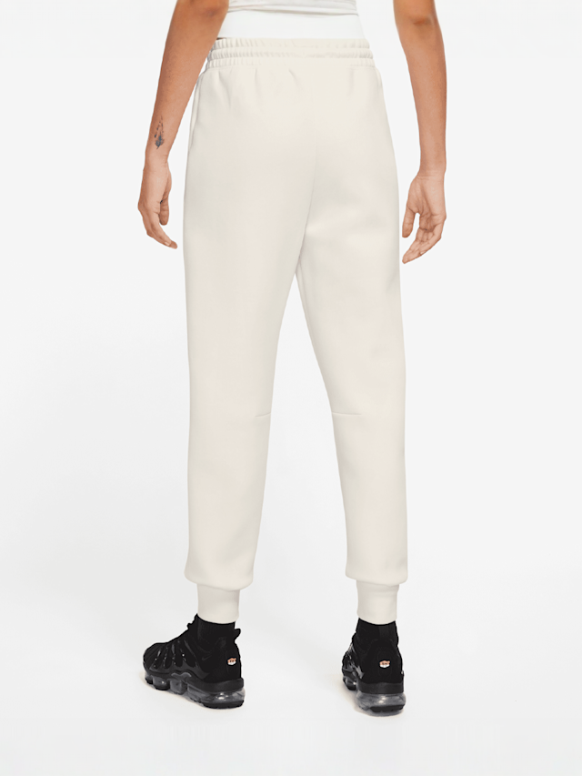 Nike, Sportswear Tech Fleece Mid Rise Jogger, beige, Image 2 of 3