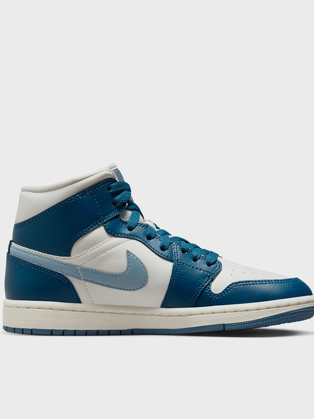 Jordan, WMNS Air Jordan 1 Mid, blue, Image 2 of 8