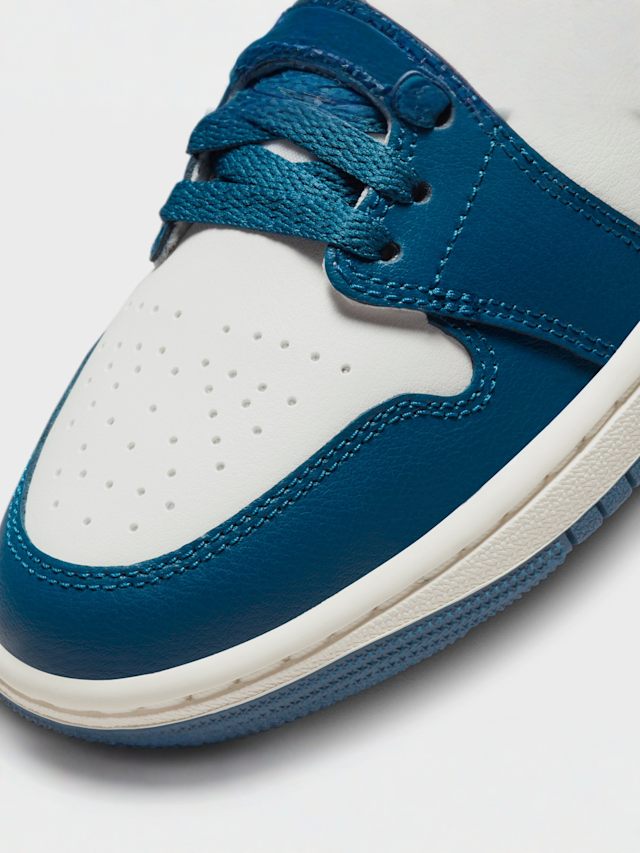 Jordan, WMNS Air Jordan 1 Mid, blue, Image 7 of 8