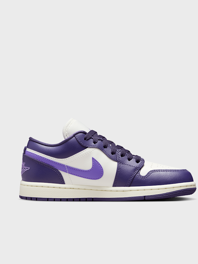 Jordan, Air Jordan 1 Low, purple, Image 2 of 8