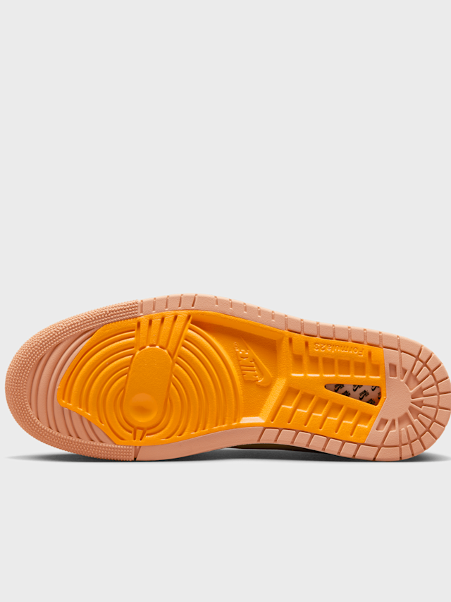 Jordan, Air Jordan 1 Zoom Comfort, beige, Image 3 of 8