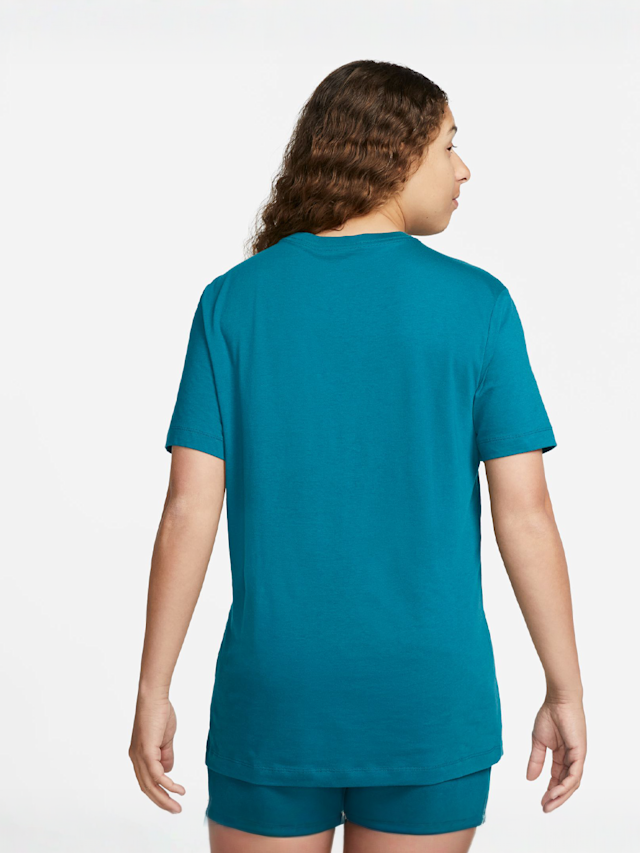 Nike, Sportswear Club Tee, green, Image 2 of 5