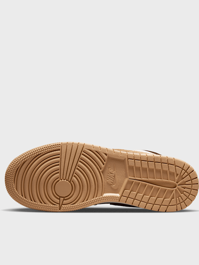 Jordan, 1 Low SE (GS), brown, Image 3 of 9