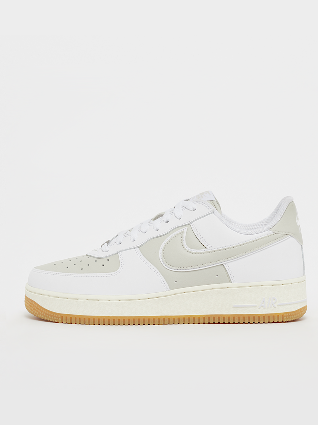 Nike, WMNS Air Force 1 '07, white, Image 1 of 5