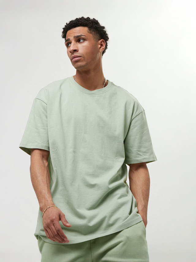 Urban Classics, Heavy Oversized Tee, green, Image 1 of 4