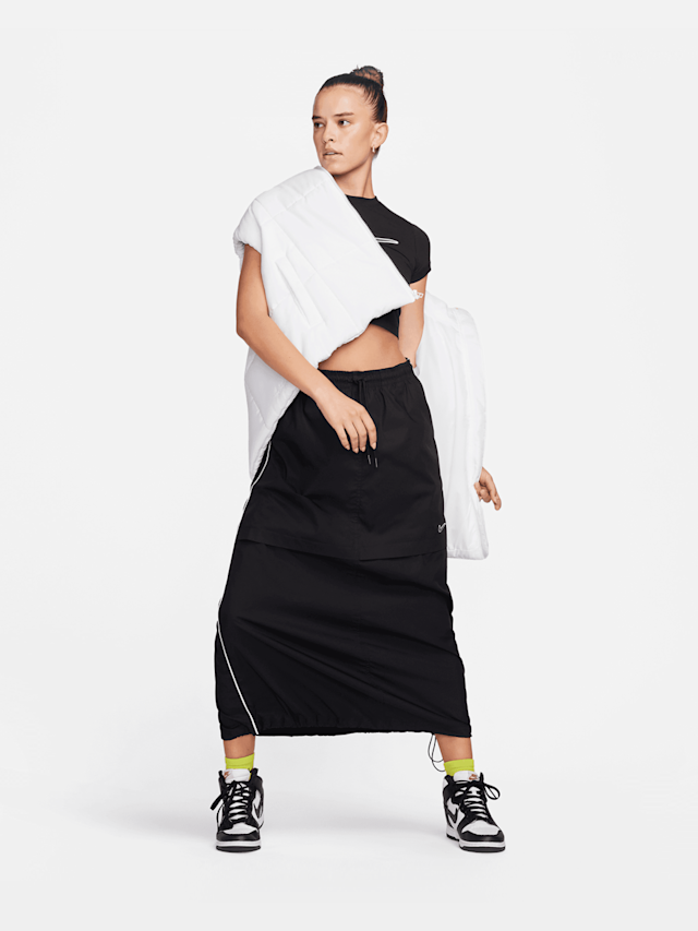 Nike, Sportswear Tee Baby Swoosh, zwart, Afbeelding 5 van 5