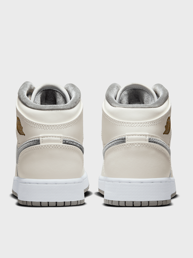 Jordan, Air Jordan 1 Mid SE Soft (GS), white, Image 5 of 8