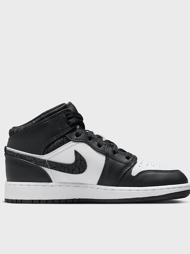 Jordan, Air Jordan 1 Mid SE Seasonal (GS), black, Image 2 of 8