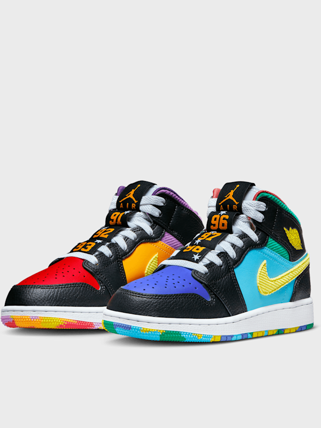 Jordan, Jordan 1 Mid (GS), black, Image 1 of 5
