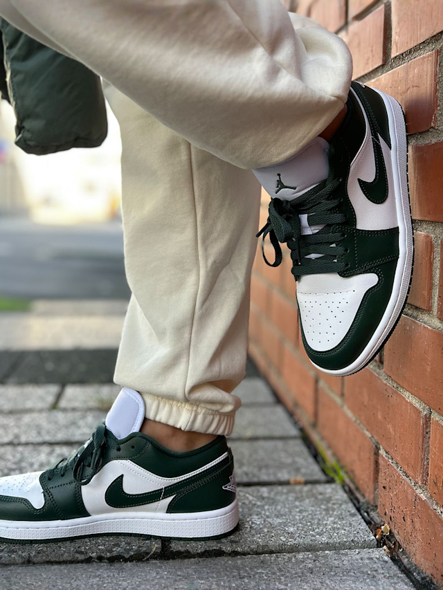 Jordan, WMNS Air Jordan 1 Low, green, Image 9 of 9