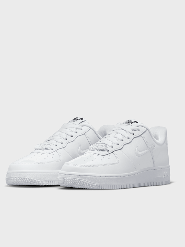 Nike, WMNS Air Force 1 '07 SE, white, Image 4 of 9
