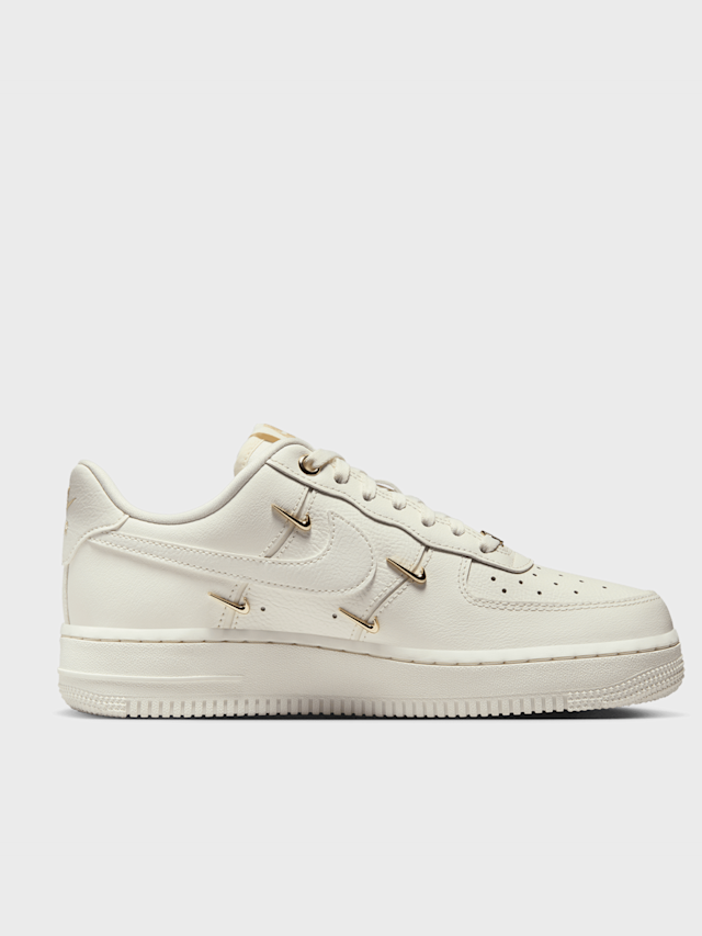Nike, WMNS Air Force 1 '07 LX, beige, Image 2 of 8