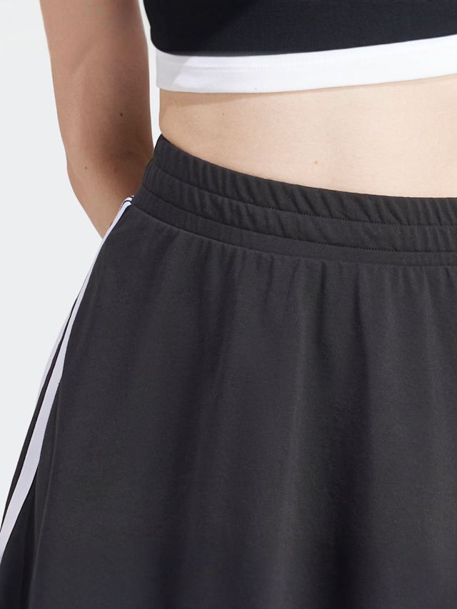 adidas Originals, adicolor 3-Stripes Crop T-Shirt, wit, Afbeelding 3 van 4