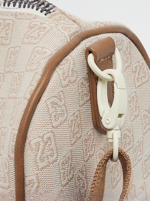 Jordan, Monogram Duffle Bag, white, Image 5 of 7