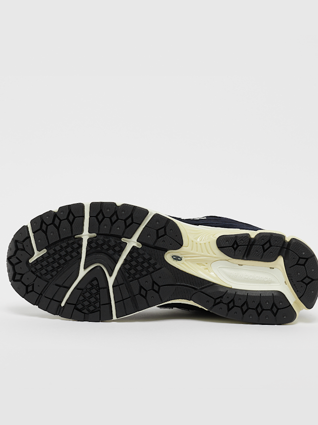 New Balance, 2002R, blue, Image 4 of 6