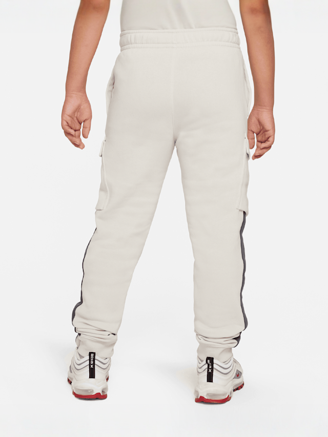 Nike, Sportswear Air Fleece Cargo Basketball Pant, black, Image 2 of 6