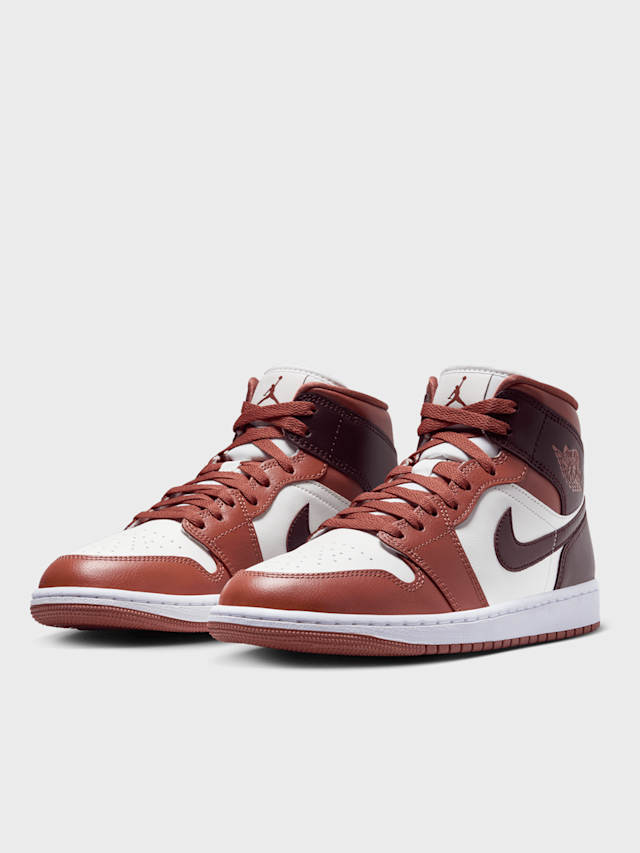 Jordan, WMNS Air Jordan 1 Mid, red, Image 4 of 8