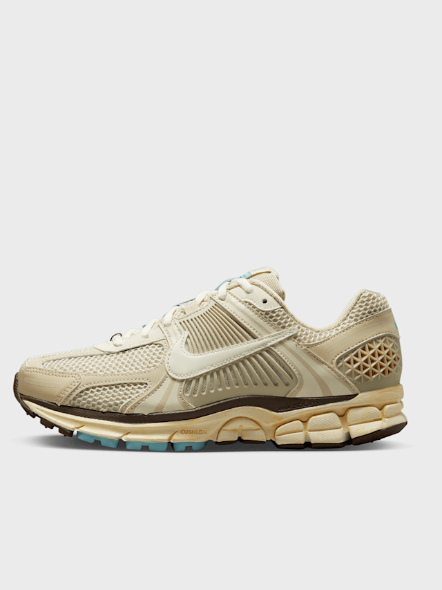 Nike, WMNS Zoom Vomero 5, beige, Image 1 of 9