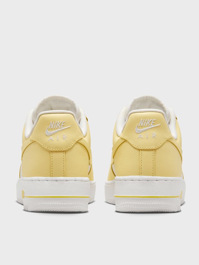 Nike, WMNS Air Force 1 '07, yellow, Image 5 of 8