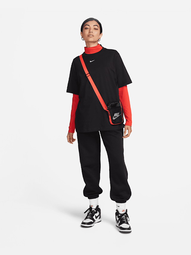 Nike, Sportswear Essential Tee LBR, black, Image 4 of 4