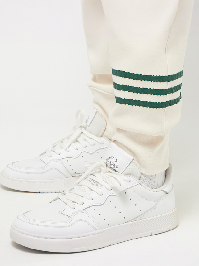 adidas Originals, adicolor Neuclassics Trackpant, beige, Image 3 of 6