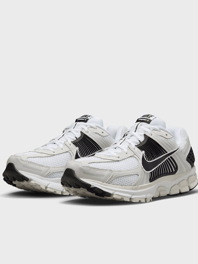 Nike, Zoom Vomero 5, white, Image 4 of 9