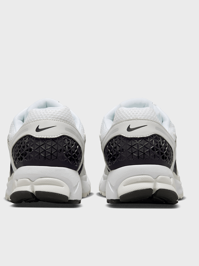 Nike, Zoom Vomero 5, white, Image 5 of 9