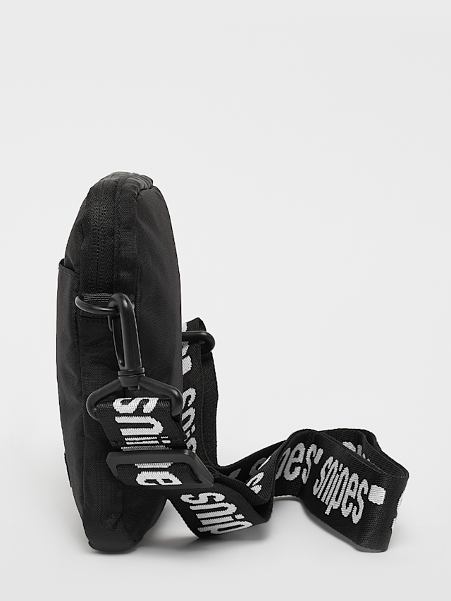 SNIPES, Rubber Badge Basic Logo Jaquard Strap Mobile Bag, black, Image 2 of 4