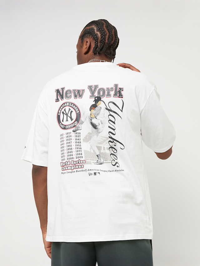 New Era, MLB Player Graphic Oversized Tee New York Yankees, white, Image 1 of 7