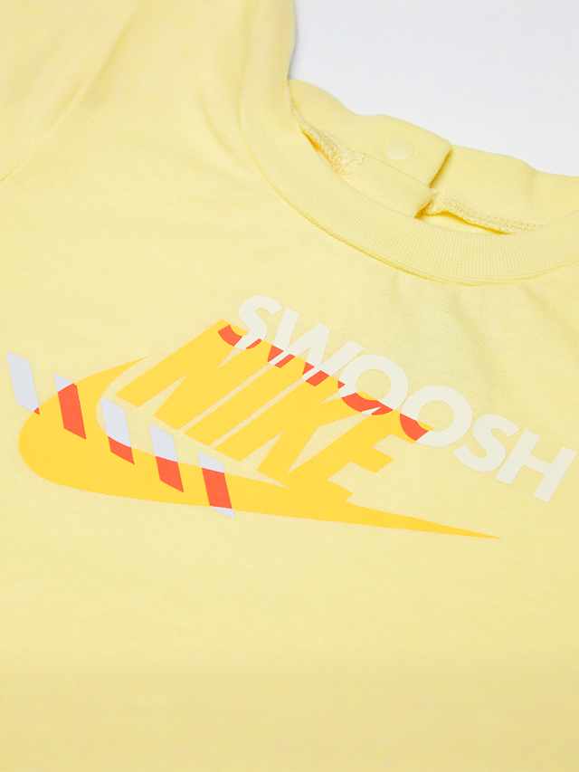 Nike, Sportswear PE Romper Bucket Hat Set (2 Piece), żółty, Obraz 3 z 5