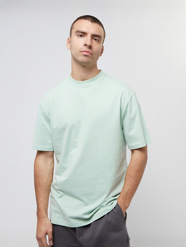 Urban Classics, Tall Tee, green, Image 1 of 3