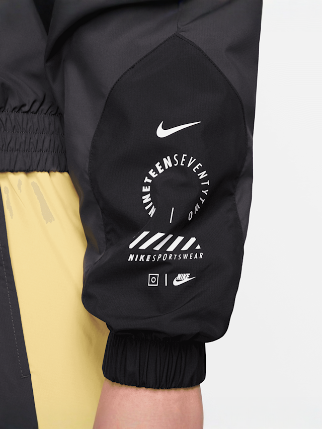 Nike, Sportswear Woven Jacket, black, Image 6 of 7