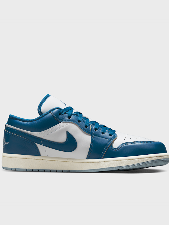 Jordan, Air Jordan 1 Low SE, blue, Image 2 of 8