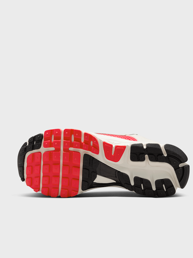 Nike, Zoom Vomero 5, beige, Afbeelding 3 van 8