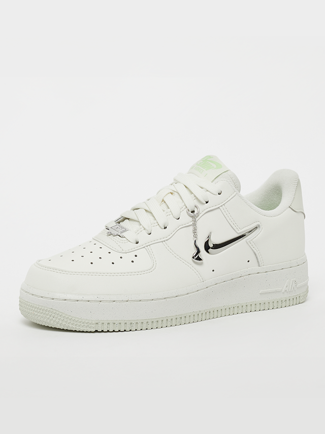 Nike, WMNS Air Force 1 '07 Next Nature SE, beż, Obraz 2 z 5