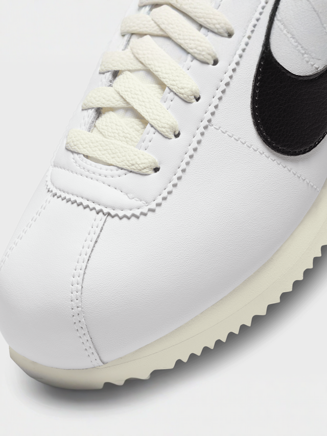 Nike  , Cortez, white, Image 6 of 7