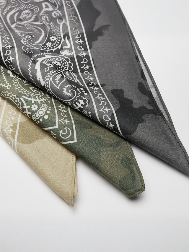 SNIPES, Flag Label Basic Logo Paisley Bandana Camo (3 Pack), multi-colour, Image 2 of 3