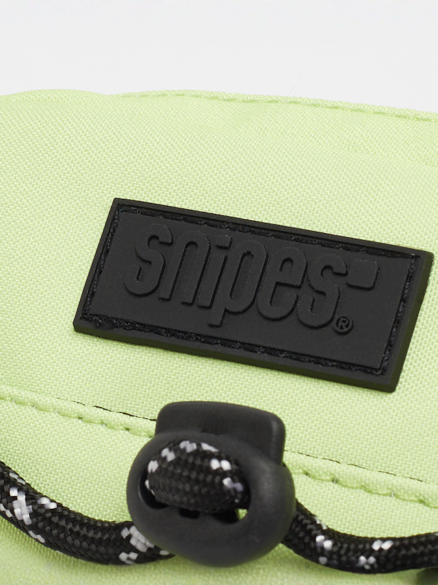 SNIPES, Rubber Badge Basic Logo Drawstring Mobile Bag, green, Image 4 of 4