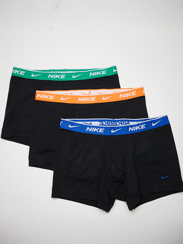 Nike, 3 PACK - Everyday Cotton Stretch Trunk, multi-colour, Image 1 of 2