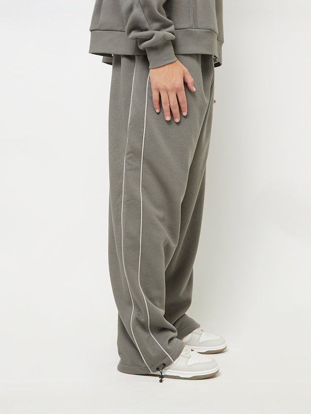 Karl Kani, Oversized Sidestripe Sweatpants, grey, Image 4 of 6