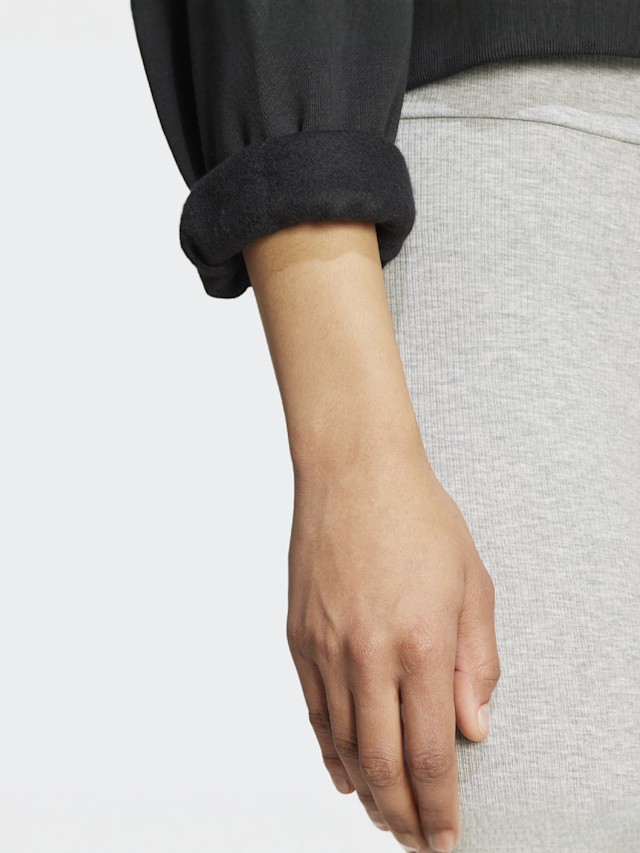 adidas Originals, Essential Crew Fleece, black, Image 3 of 4
